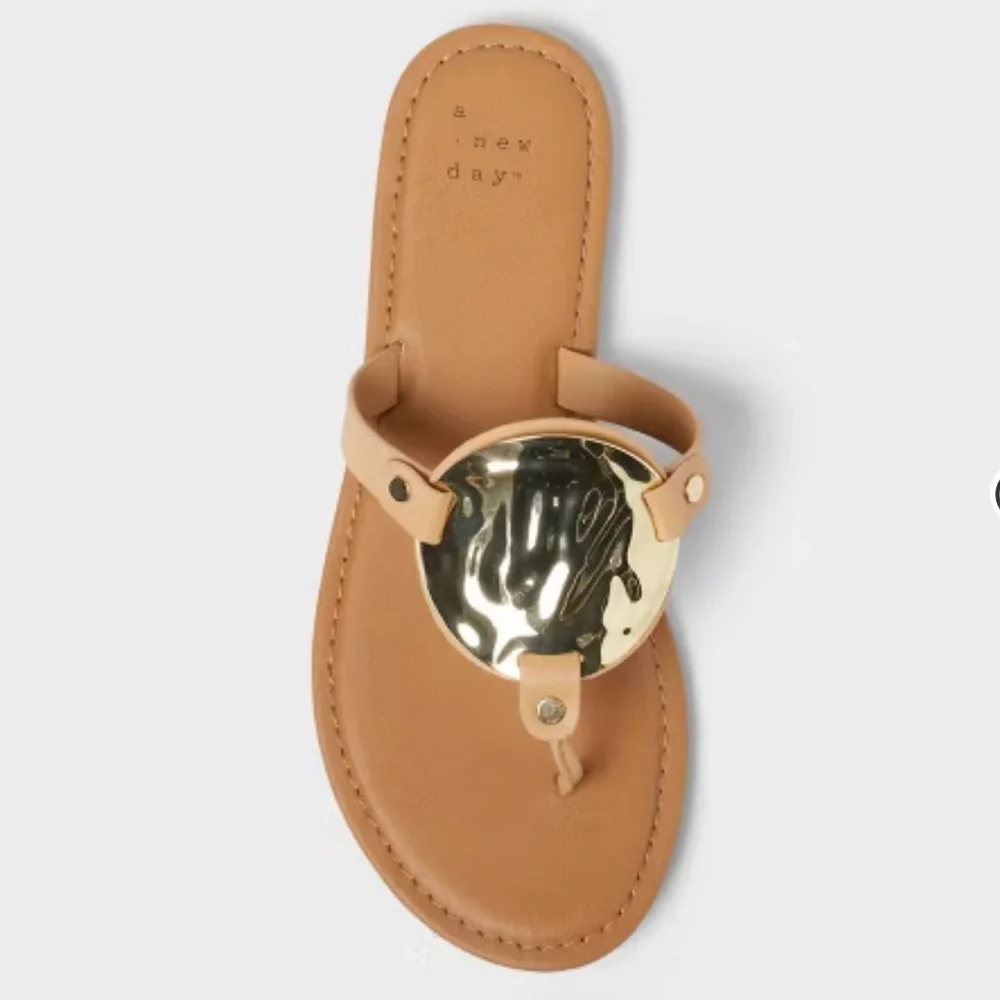 NWT A New Day Layla  Tan Sandals - Picture 3 of 4
